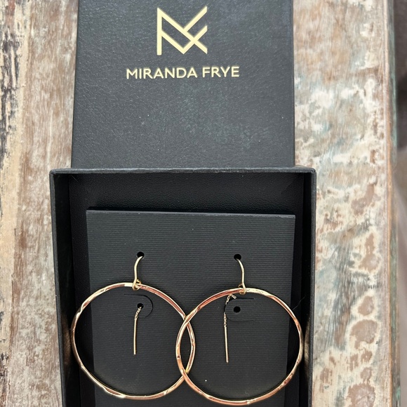 Miranda Frye Quinn Earrings NWT - Picture 2 of 3